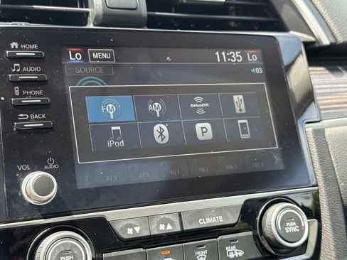 Used 2020 Honda Civic EX-L image 5