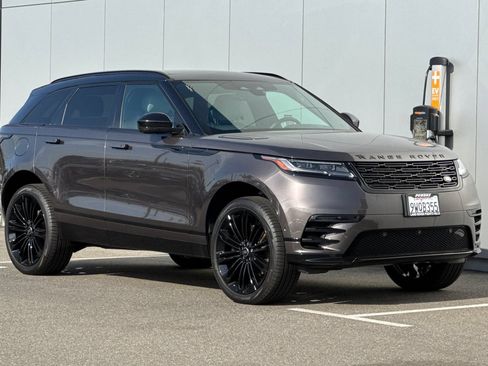 Certified 2026 Land Rover Range Rover Velar Dynamic SE AWD/4WD image 7