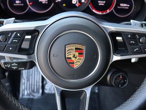 Used 2021 Porsche Cayenne Coupe AWD/4WD image 27
