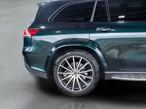 Used 2023 Mercedes-Benz GLS 450 4MATIC w/ AMG Line Exterior image 10