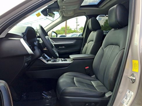 Certified 2024 MAZDA CX-90 3.3 Turbo w/ Preferred Package AWD/4WD image 16