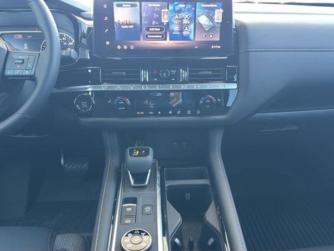New 2026 Nissan Pathfinder SV AWD/4WD image 8