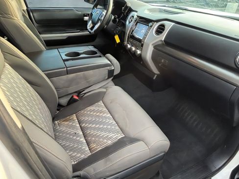 Used 2018 Toyota Tundra SR5 image 25