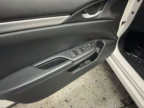 Used 2019 Honda Civic Sport image 30