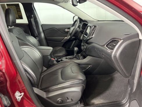 Used 2022 Jeep Cherokee Latitude Lux w/ Sun & Sound Group image 11