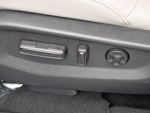 Used 2020 Honda CR-V EX-L image 8