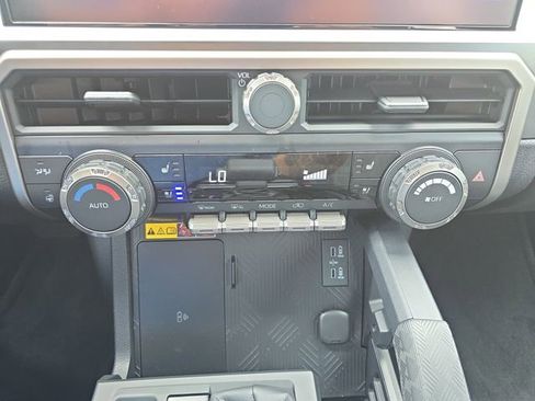 New 2026 Toyota 4Runner TRD Off-Road Premium image 24