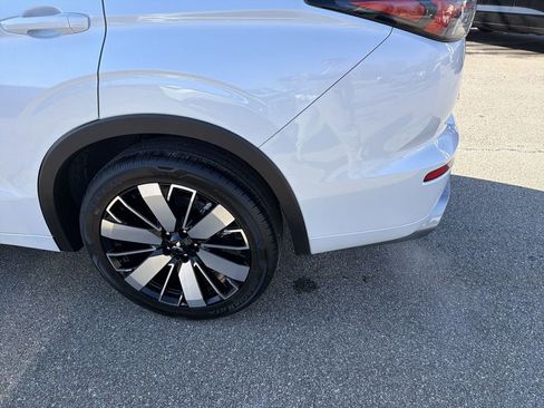 New 2026 Mitsubishi Outlander SEL AWD/4WD image 6