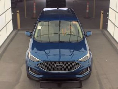 Used 2023 Ford Edge SEL w/ Convenience Package AWD/4WD image 2