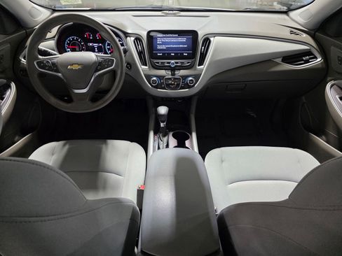 Used 2022 Chevrolet Malibu LS image 18