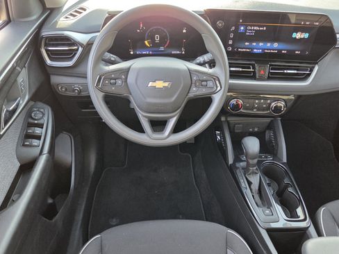 Certified 2025 Chevrolet TrailBlazer LT AWD/4WD image 14