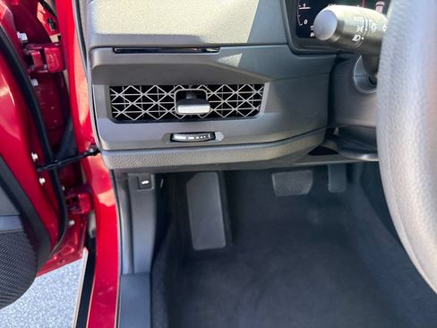Certified 2023 Honda Accord EX image 15