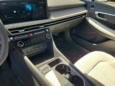 New 2025 Hyundai Sonata Limited image 33