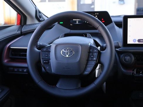Used 2026 Toyota Prius Plug-In Hybrid FWD image 26