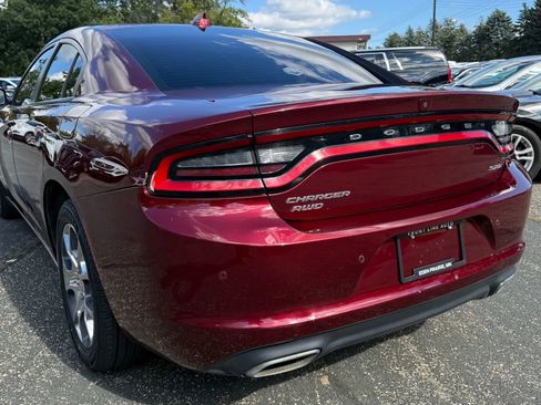 Used 2017 Dodge Charger SXT w/ AWD Plus Group image 4