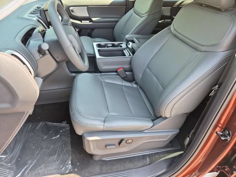 New 2027 Ford Expedition Max Active AWD/4WD image 16
