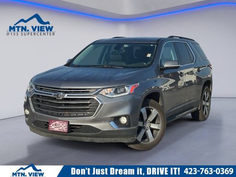 Used 2019 Chevrolet Traverse LT w/ LT Premium Package FWD image 1