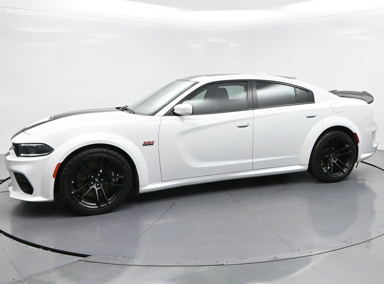 Used 2022 Dodge Charger Scat Pack RWD image 4