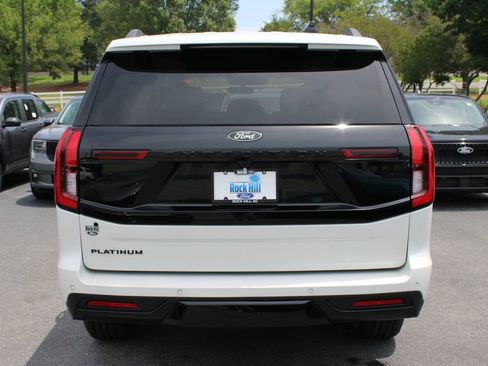 New 2025 Ford Expedition Platinum w/ Stealth Performance Package AWD/4WD image 20