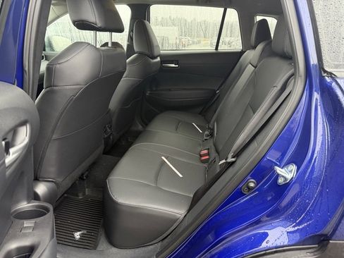 Used 2024 Toyota Corolla Cross XLE image 11