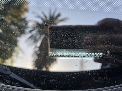 Used 2016 Jeep Renegade Trailhawk image 23