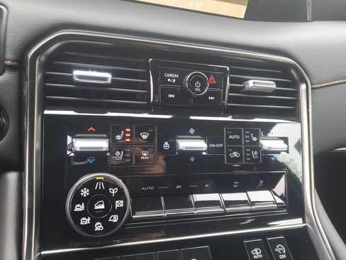 New 2025 Nissan Armada PRO-4X w/ Pro-4X Premium Package image 24