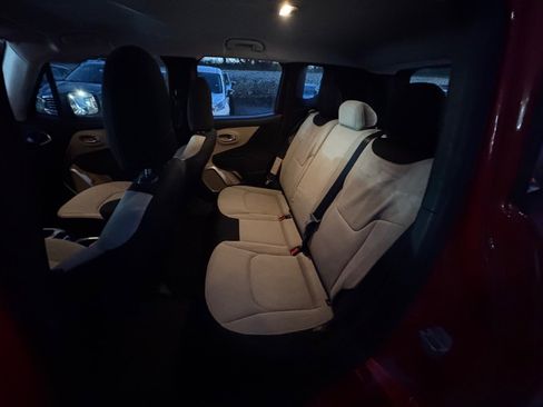 Used 2015 Jeep Renegade Sport w/ Power & Air Group image 10