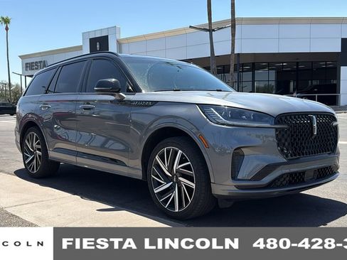 Used 2025 Lincoln Aviator Black Label w/ Black Label Special Edition AWD/4WD image 1