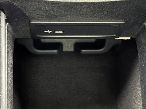 Used 2021 Mercedes-Benz GLS 580 4MATIC image 38