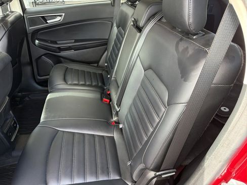 Used 2022 Ford Edge SEL w/ Convenience Package image 11
