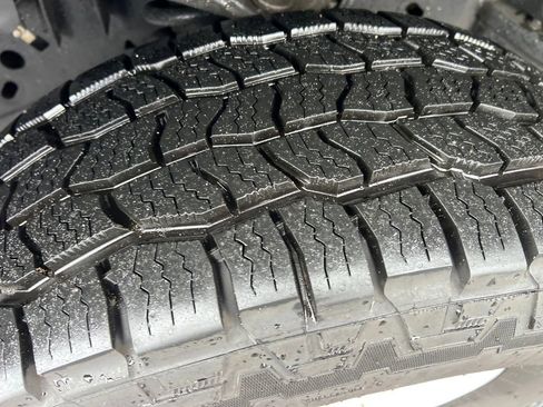 Used 2017 Ford F150 XLT image 28