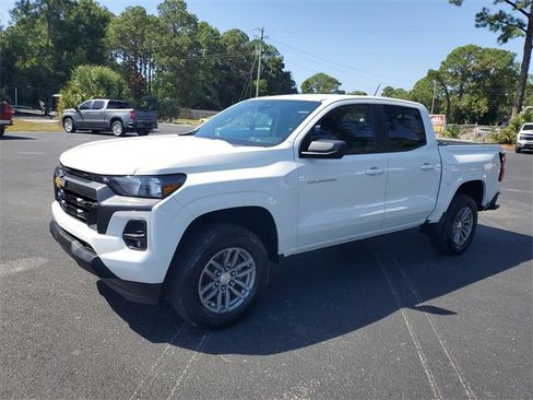 Certified 2023 Chevrolet Colorado LT w/ LT Convenience Package image 3