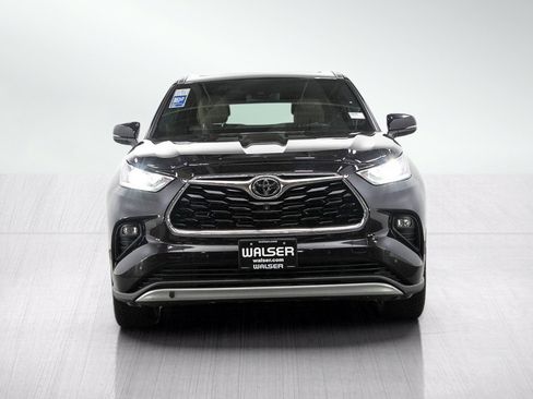 Used 2020 Toyota Highlander Platinum AWD/4WD image 8