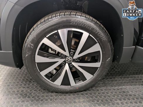 Used 2022 Volkswagen Taos SE image 8