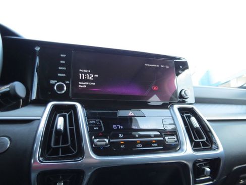 Used 2023 Kia Sorento SX image 25