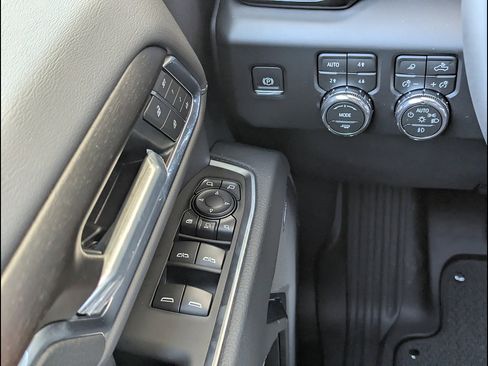 New 2026 GMC Sierra 3500 Denali w/ Denali Reserve Package AWD/4WD image 23