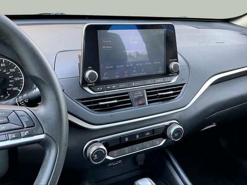 Used 2019 Nissan Altima 2.5 S FWD image 7