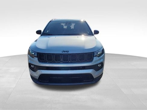 New 2026 Jeep Compass Latitude image 13