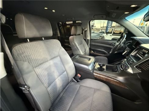 Used 2017 Chevrolet Suburban LS image 35