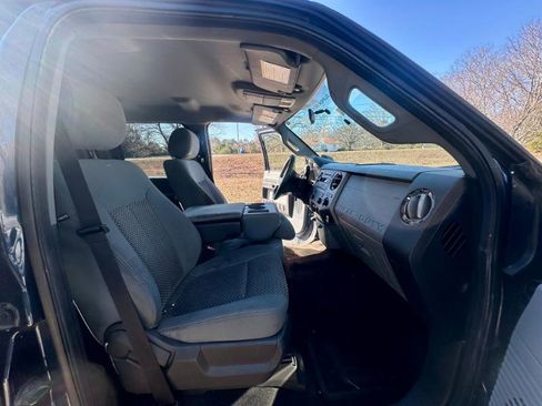 Used 2013 Ford F250 XLT w/ XLT Value Pkg image 9