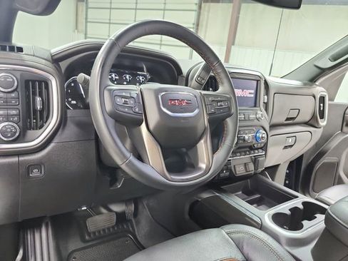 Used 2023 GMC Sierra 2500 AT4 w/ Gooseneck/5TH Wheel Package AWD/4WD image 18