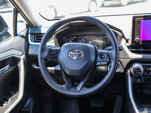 Certified 2024 Toyota RAV4 XLE AWD/4WD image 18