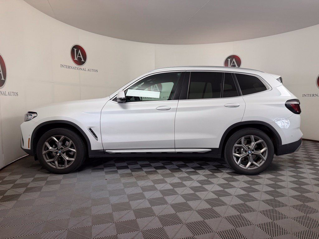 Certified 2024 BMW X3 xDrive30i w/ Premium Package AWD/4WD image 9