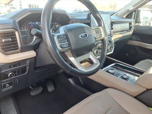 Used 2024 Ford Expedition Max Limited image 8