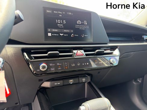 New 2026 Kia Niro LX FWD image 15