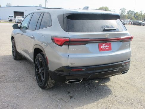 New 2026 Buick Enclave Sport Touring w/ Power Package image 8