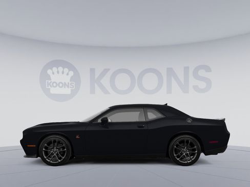 Used 2023 Dodge Challenger R/T Scat Pack w/ Plus Package RWD image 2