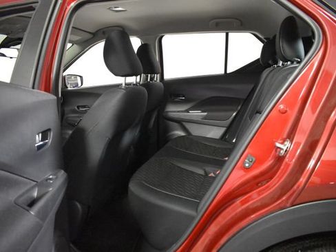 Certified 2023 Nissan Kicks SV FWD image 27