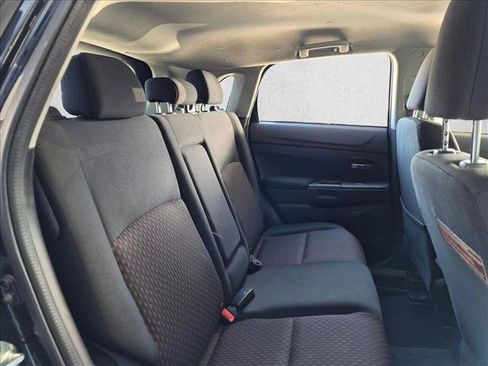 Used 2017 Mitsubishi Outlander Sport ES AWD/4WD image 14