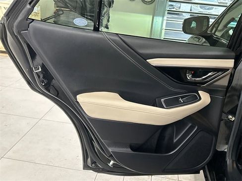 Used 2020 Subaru Outback Limited image 24